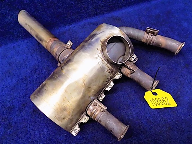 0550176-56 Cessna - Exhaust Stack - RH